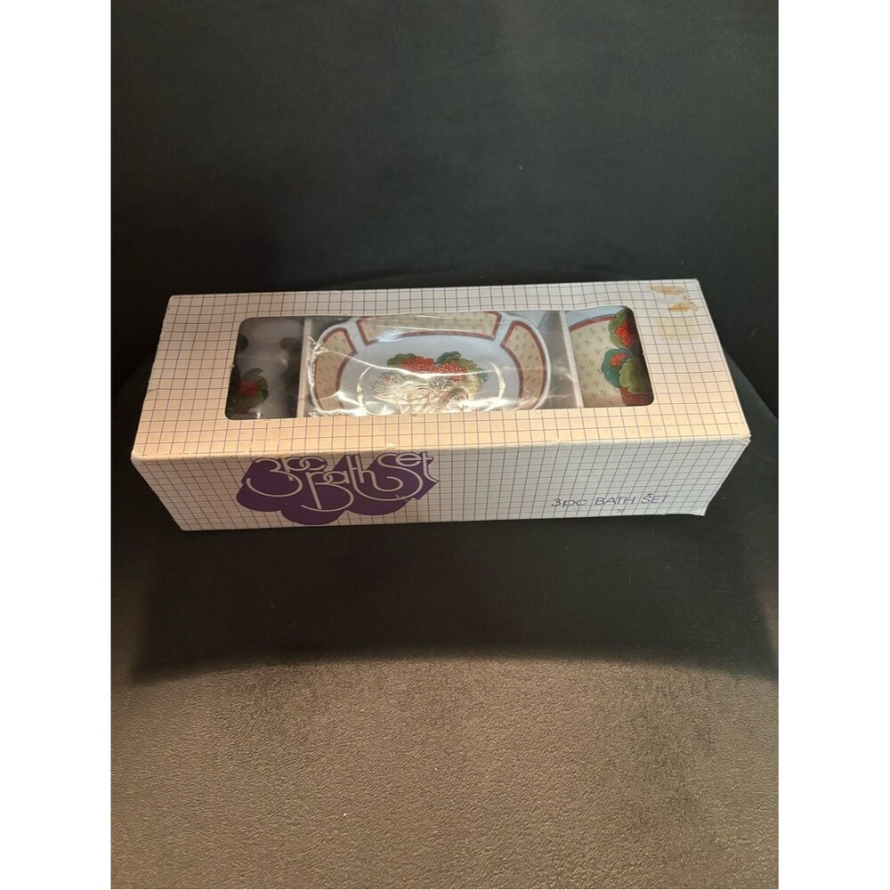 3 piece bath set Vintage New